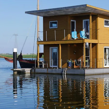 Dom wakacyjny Floating - 